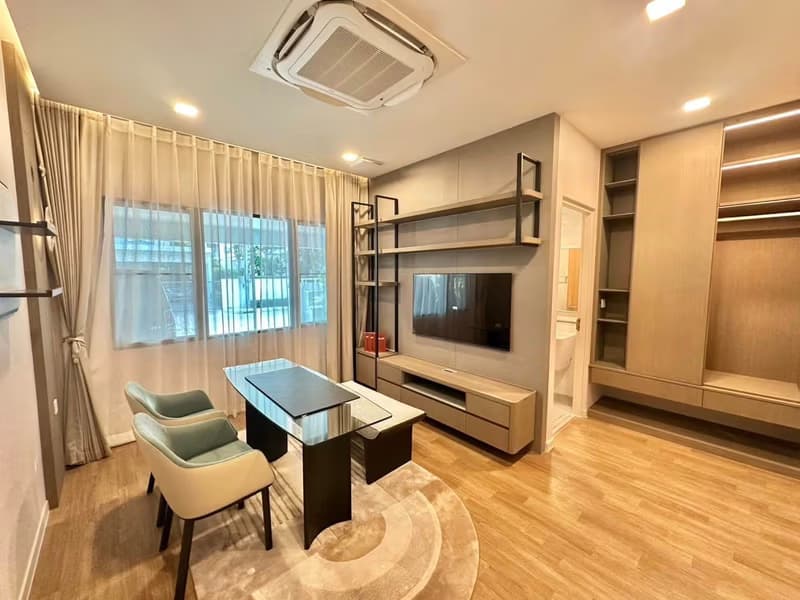 4 Bed House for Rent in undefined