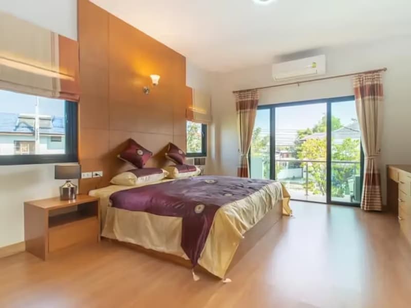 4 Bedroom House