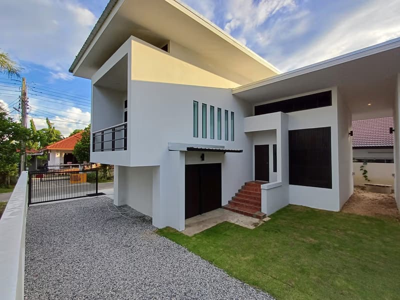 2 Bed House for Rent in Saraphi