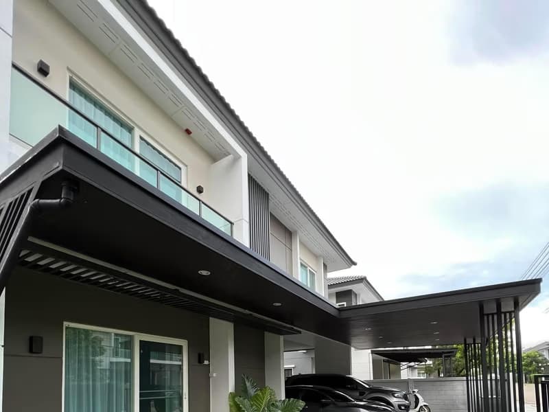 Centro Rama 9-Krungthep Kreetha