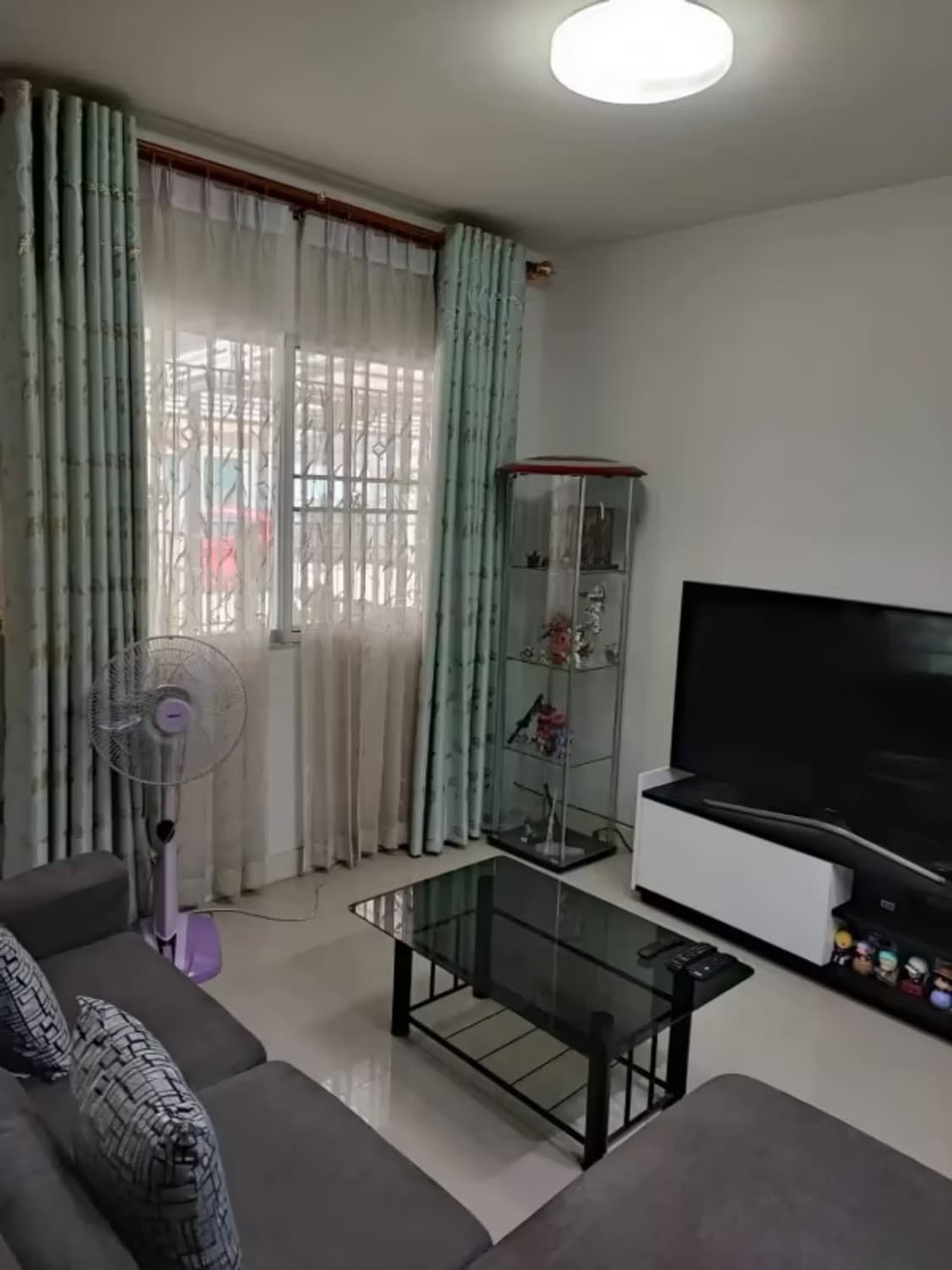 3 Bedroom House - Image 4