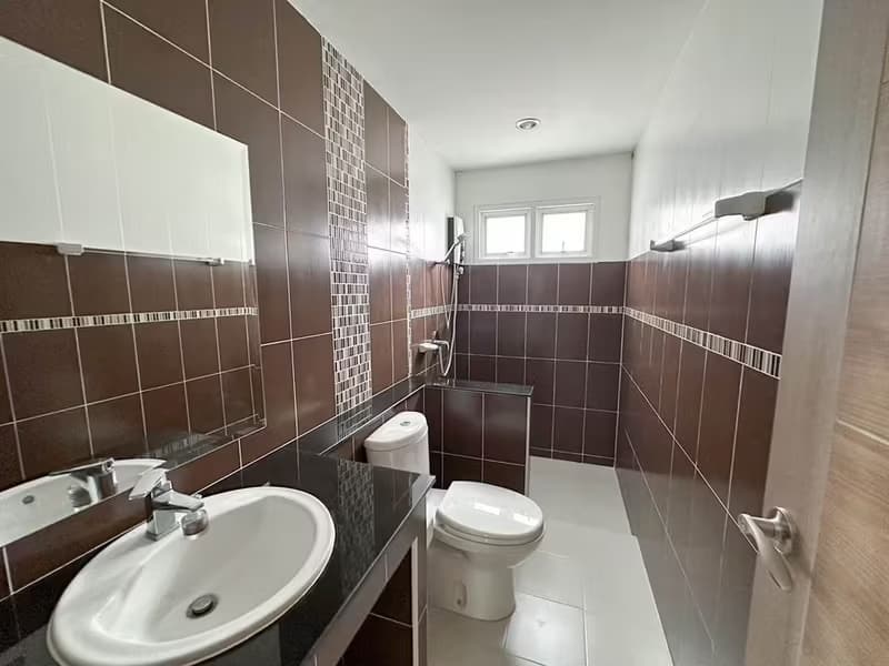 House for Rent in Ban Waen, Hang Dong.