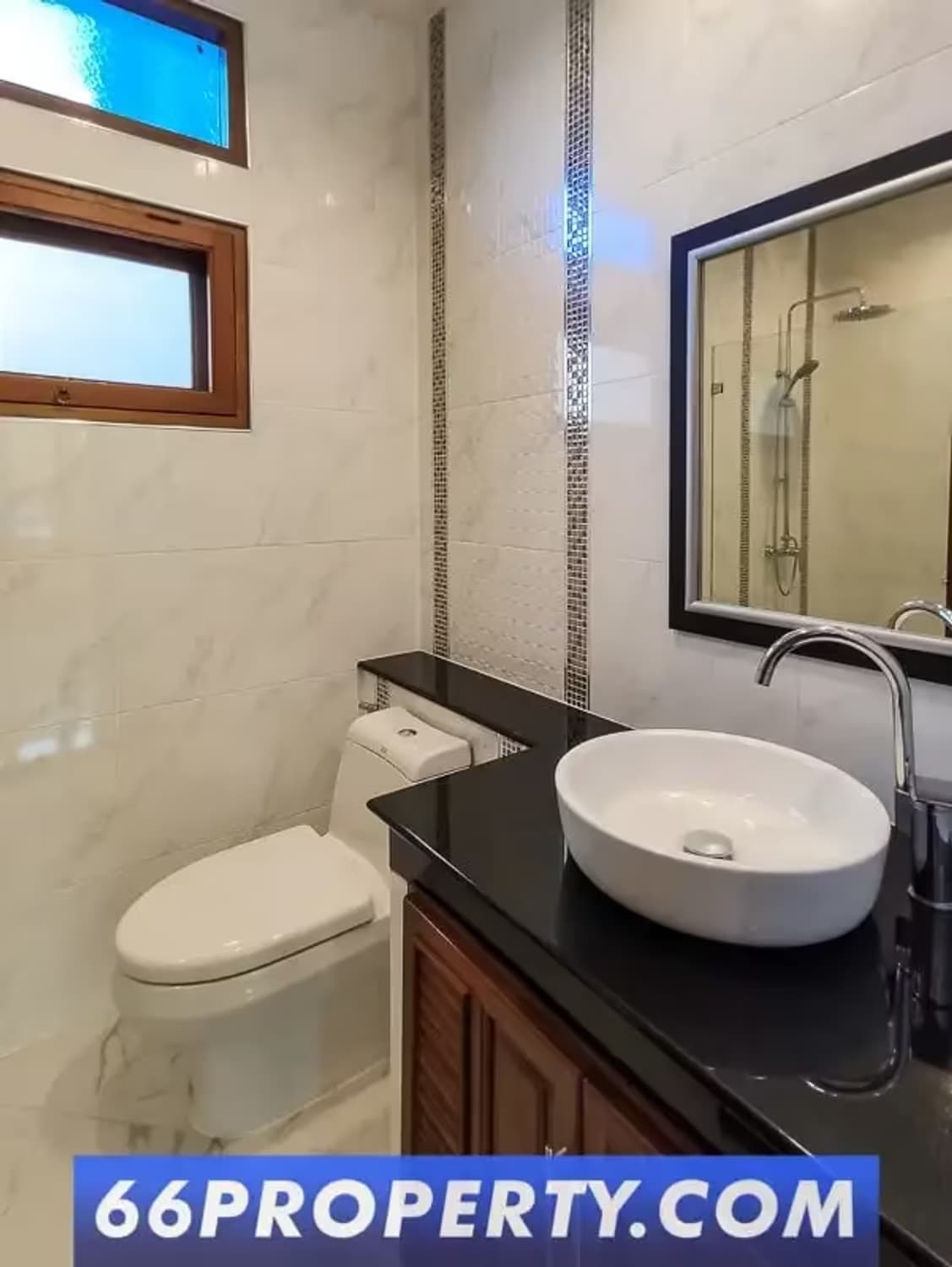 3 Bedroom House - Image 12