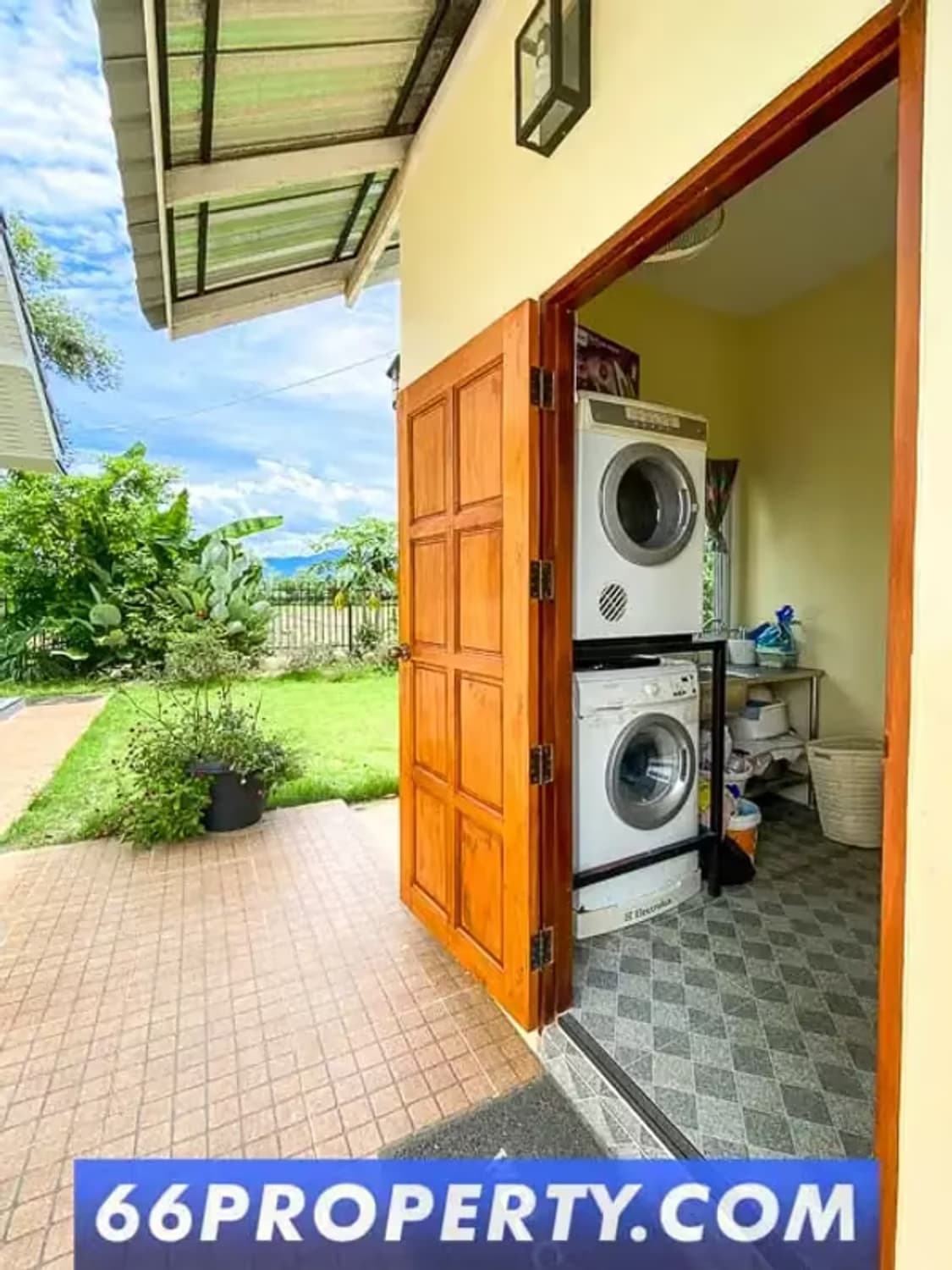 3 Bedroom House - Image 30