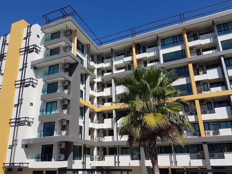 1 Bedroom Condo