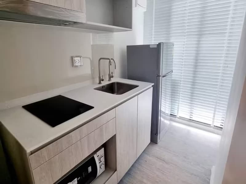1 Bedroom Condo