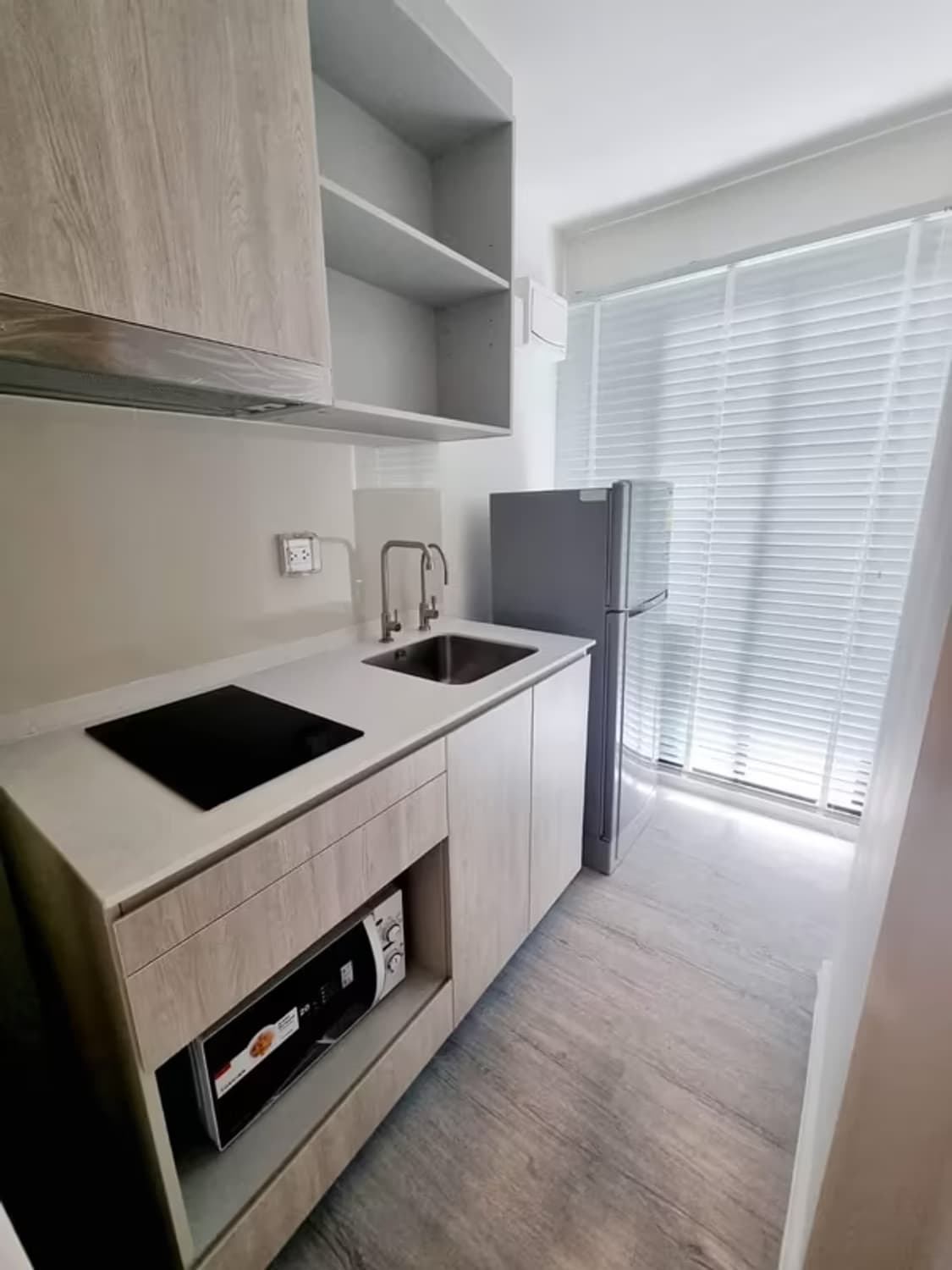  - Image 6