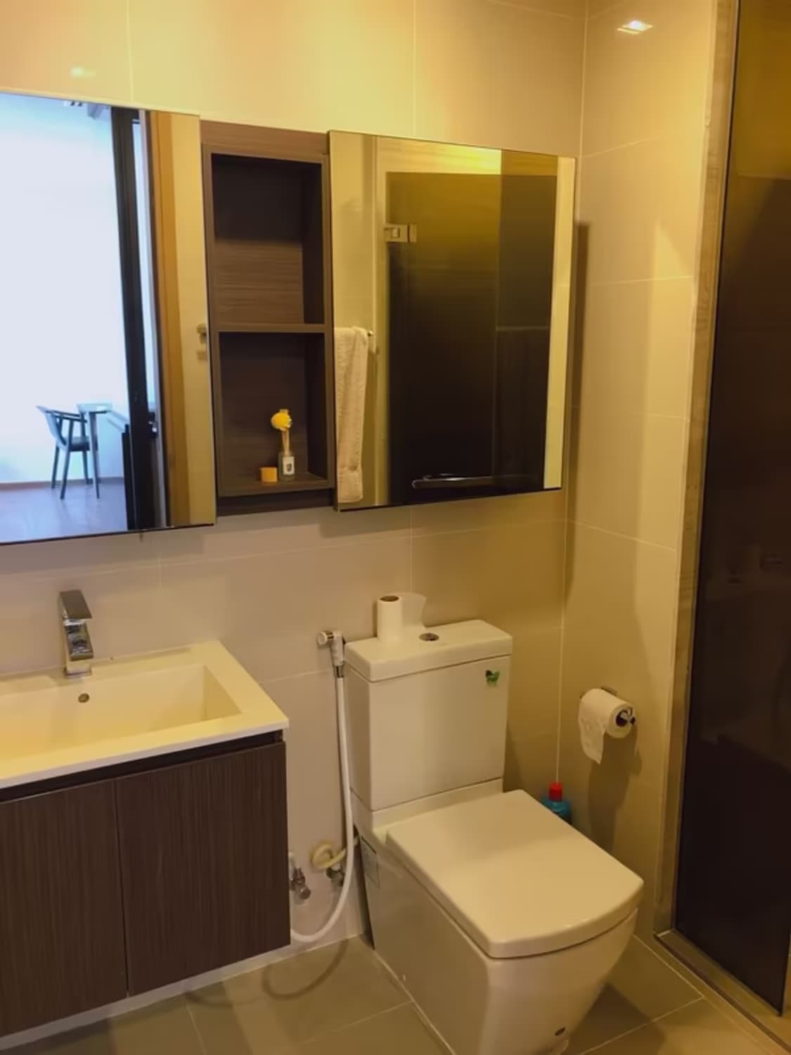 1 Bedroom Condo - Image 4