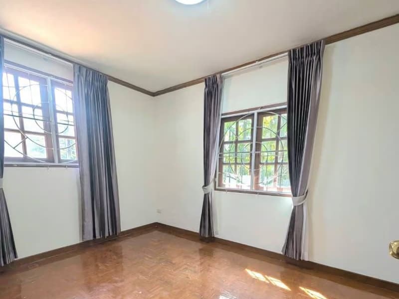4 Bed House for Rent in Hang Dong