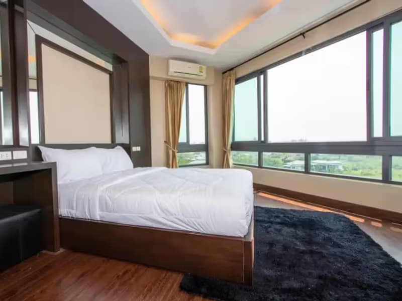 2 Bedroom Condo