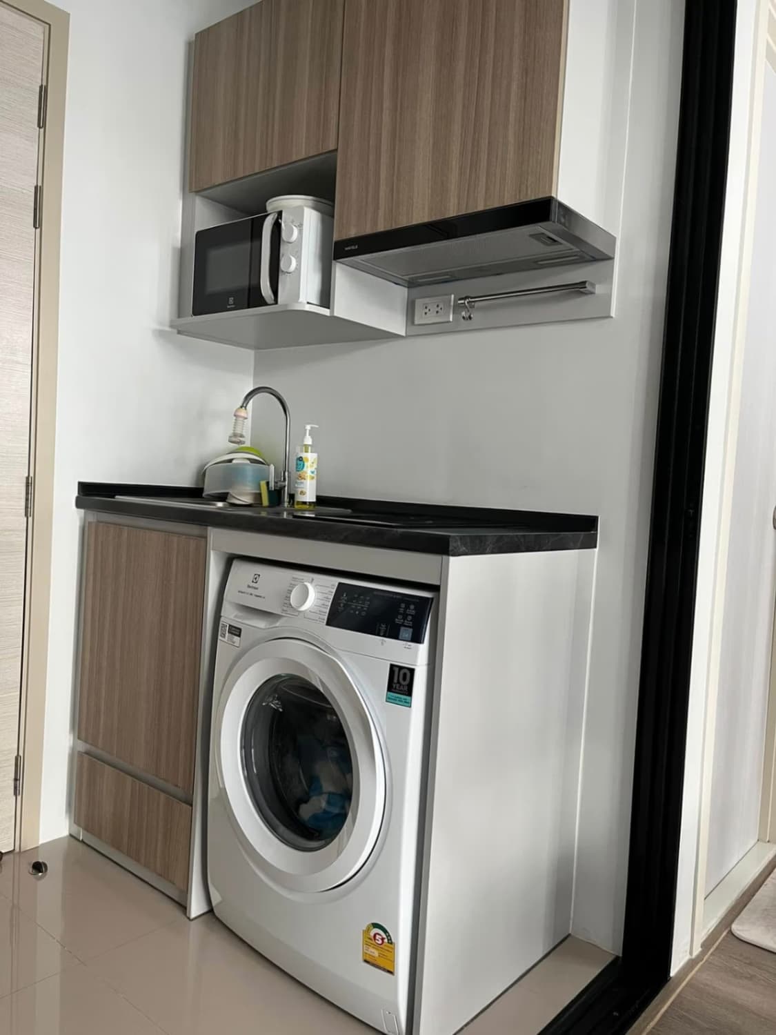 1 Bed Condo for Rent in Mueang Samut Prakan - Image 6