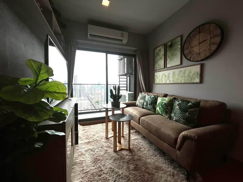 2 Bed Condo for Rent in Phra Khanong