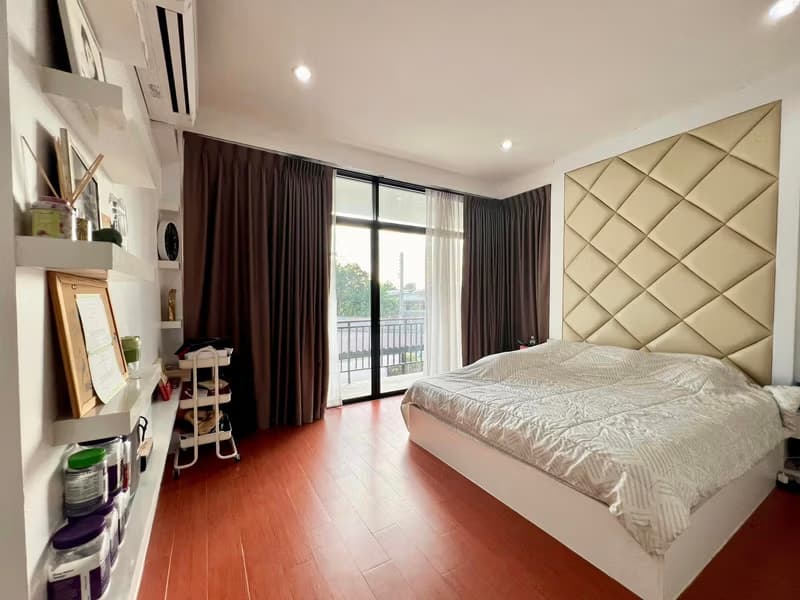 House for Sale in San Phak Wan, Hang Dong.