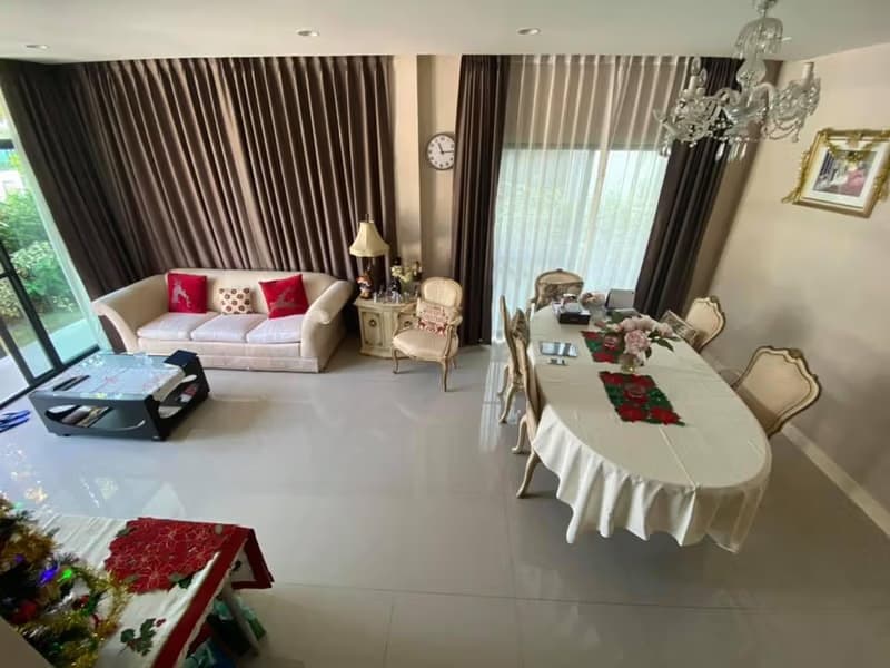 4 Bed House for Sale in Prawet