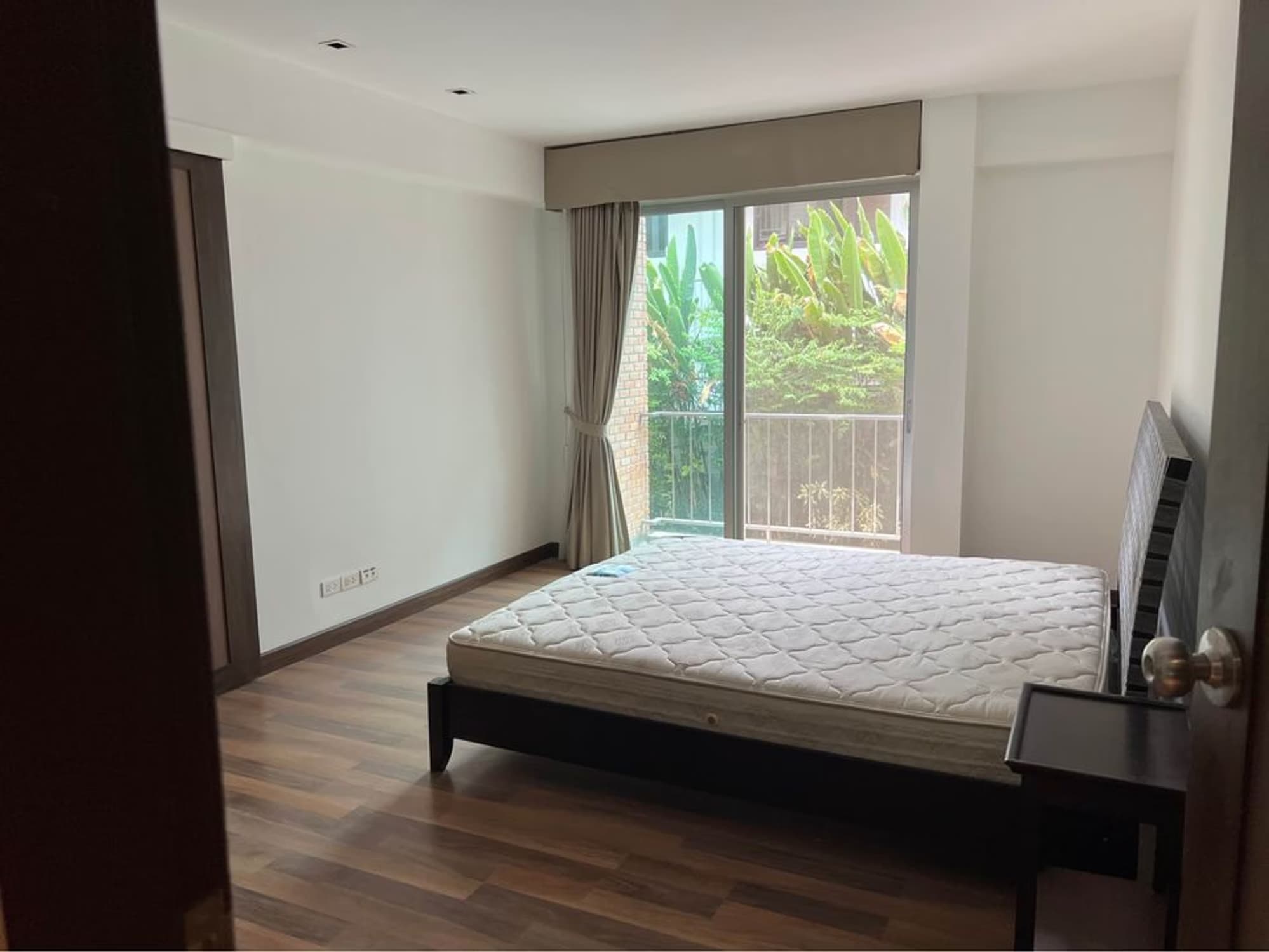 2 Bed Condo for Rent and Sale  Near Ekkamai BTS - Image 10