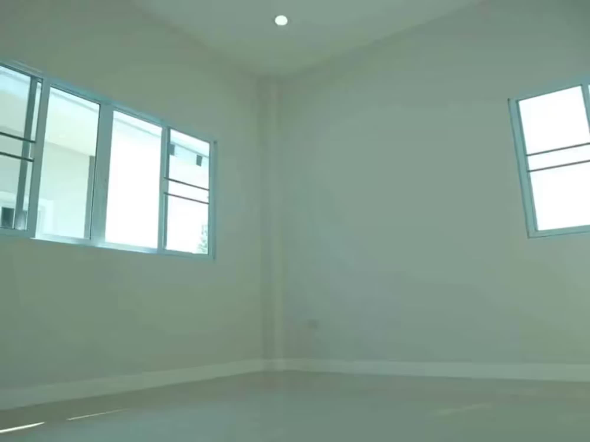 4 Bedroom House - Image 8