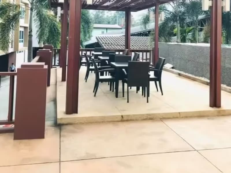 1 Bedroom Condo