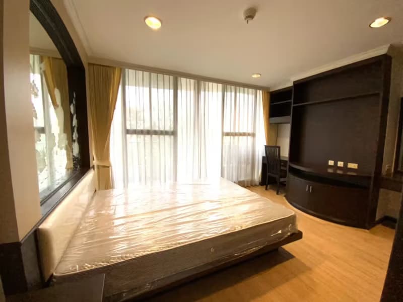 Condo for Rent, Sale at Supalai Place Condominium Sukhumvit 39