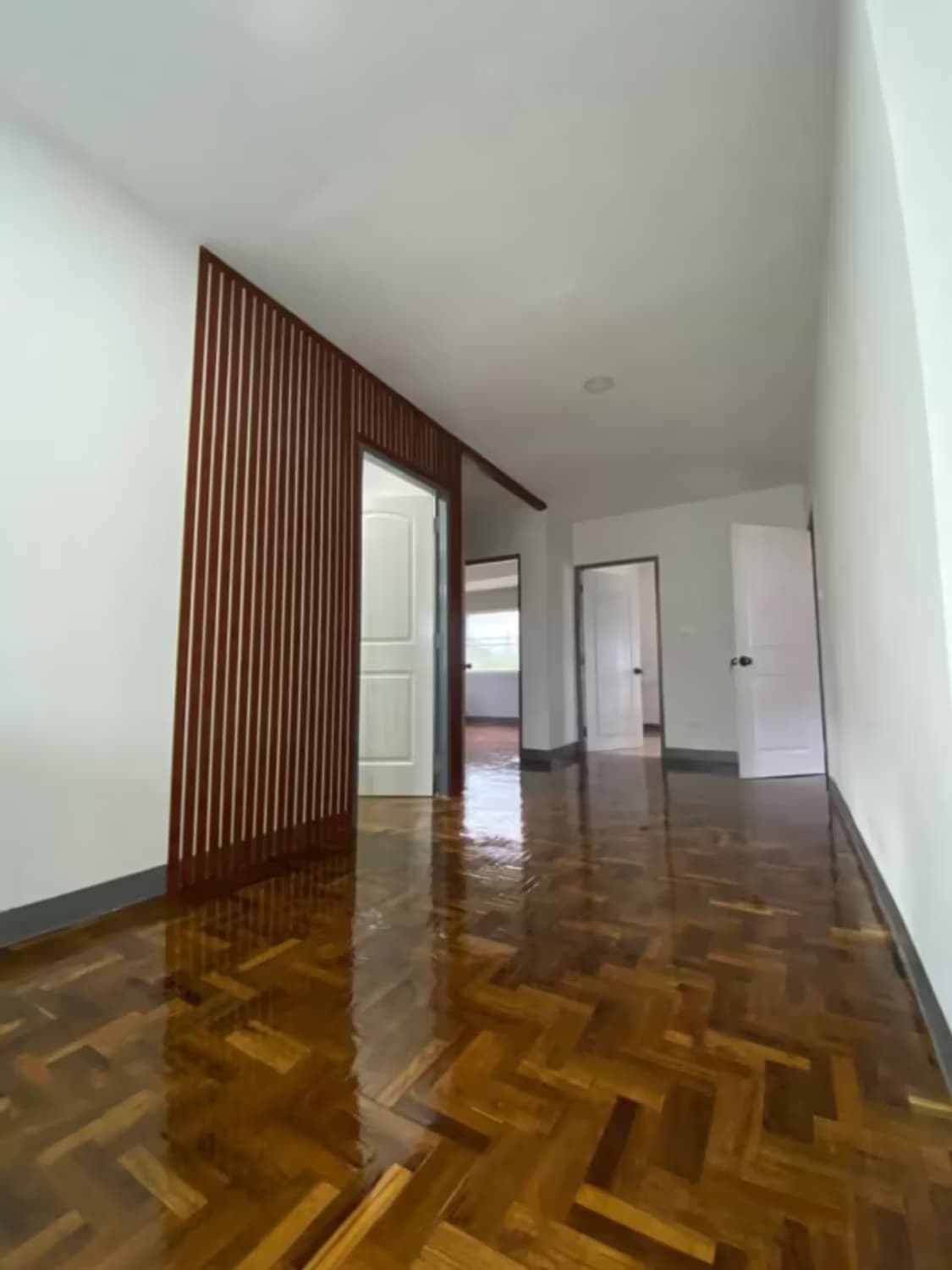 5 Bedroom House - Image 8