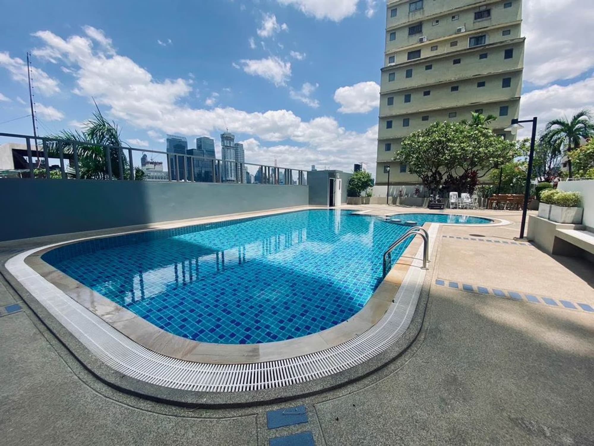 1 Bed Condo for Rent in Khlong Toei - Image 15