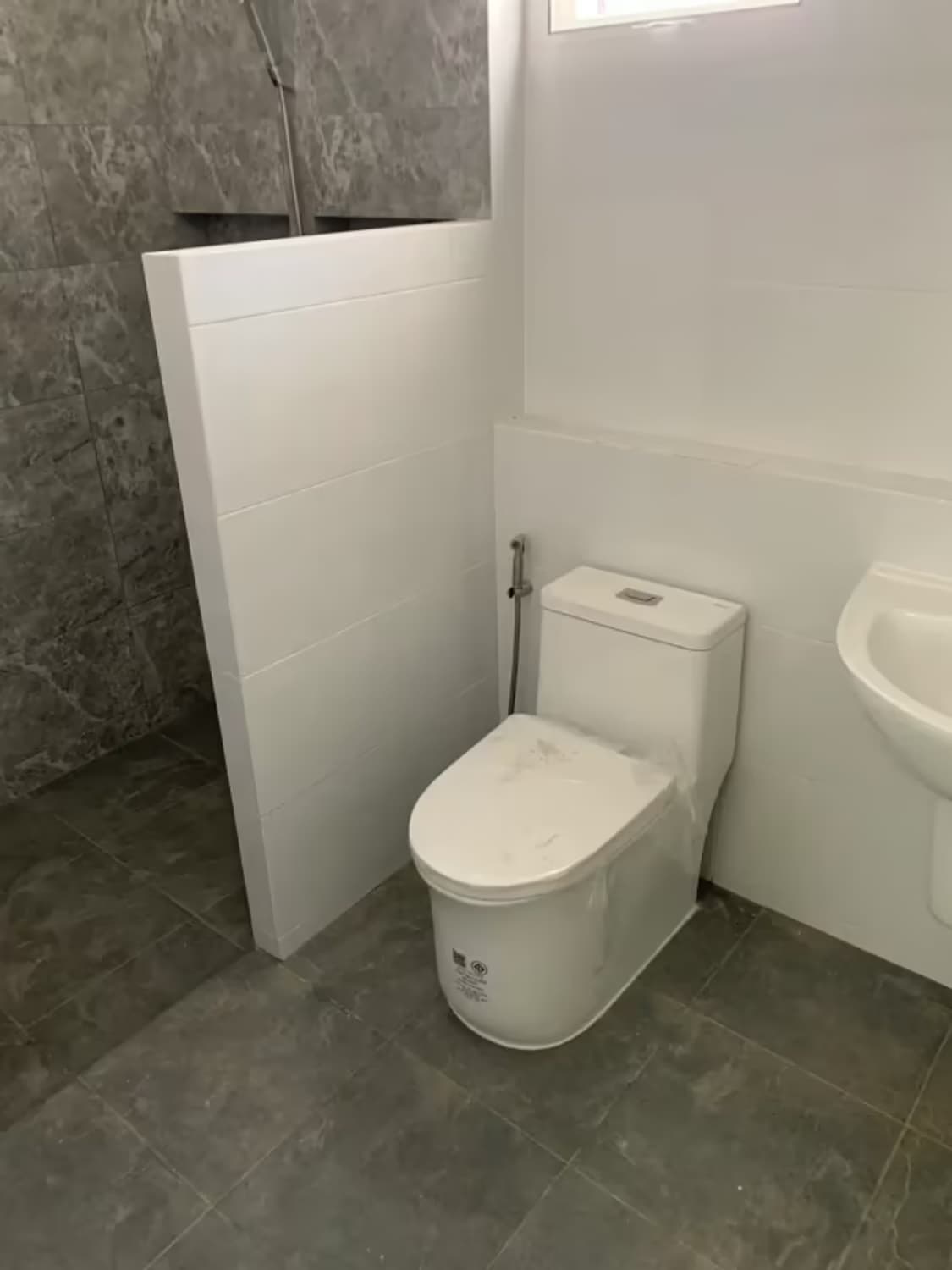 4 Bedroom House - Image 5