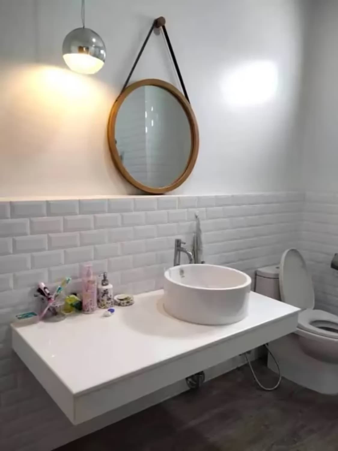 4 Bedroom House - Image 1