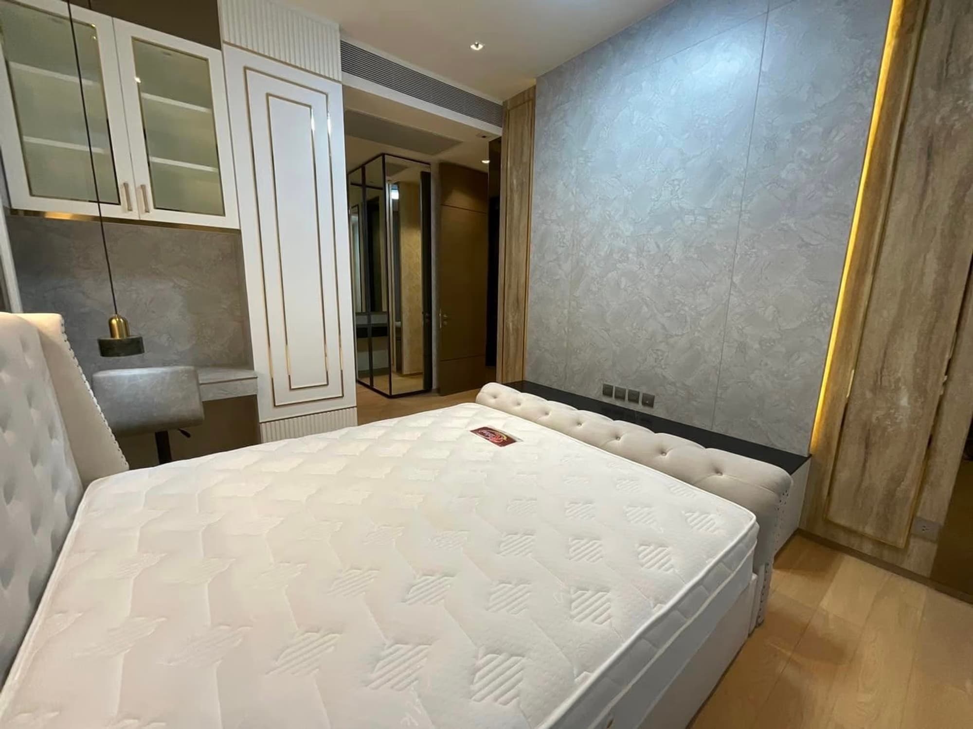 Condo for Rent at 28 Chidlom by SC Asset - Image 17