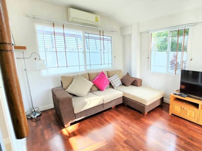 4 Bed House for Rent in Mueang Chiang Mai