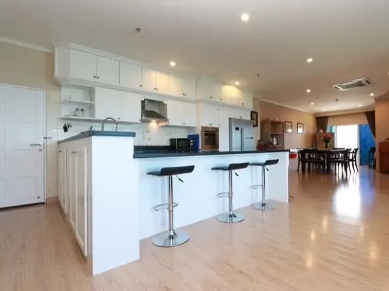 3 Bedroom Condo