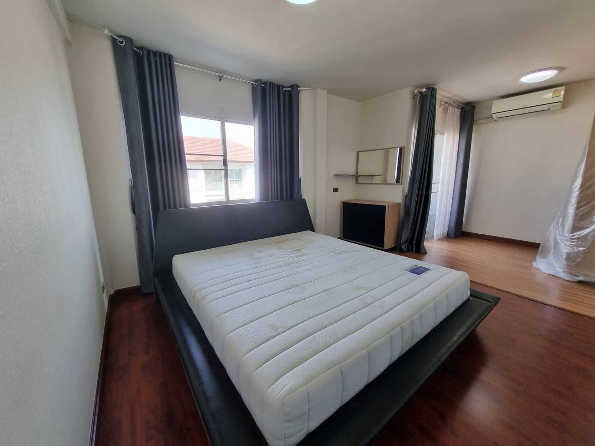 3 ห้องนอน คอนโด สำหรับ ขาย ใน Bang Na - Image 8