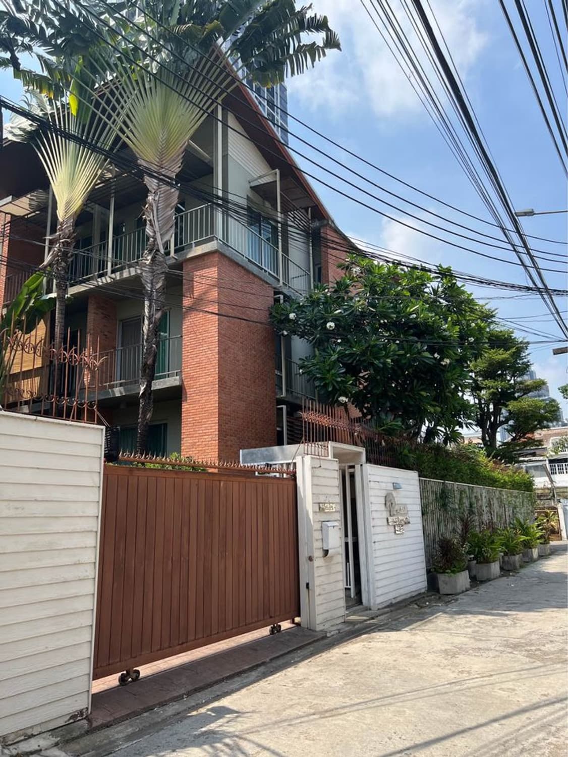 2 Bed Condo for Rent and Sale  Near Ekkamai BTS - Image 17