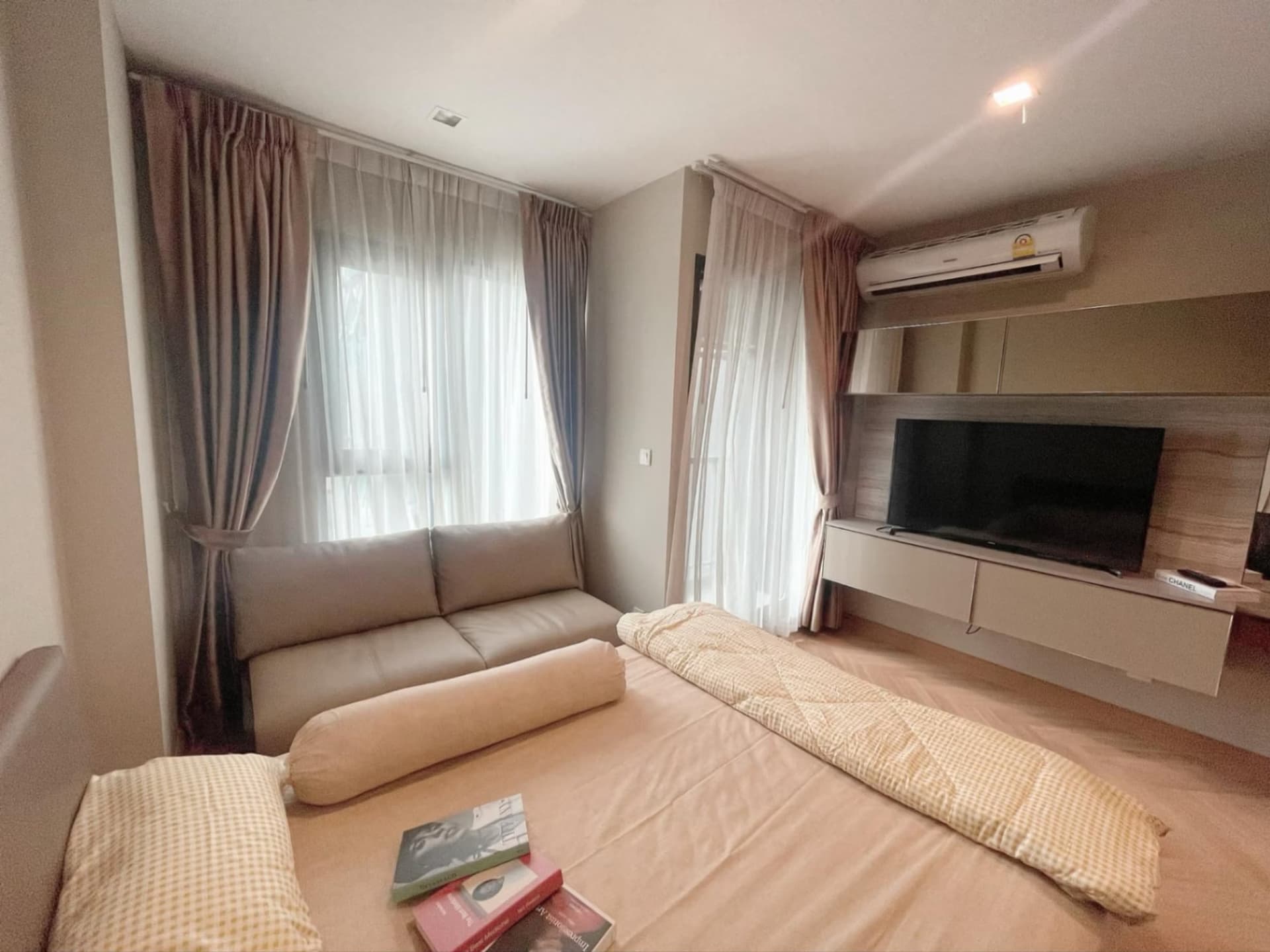 Studio Condo for Sale in Pathum Wan - Image 1