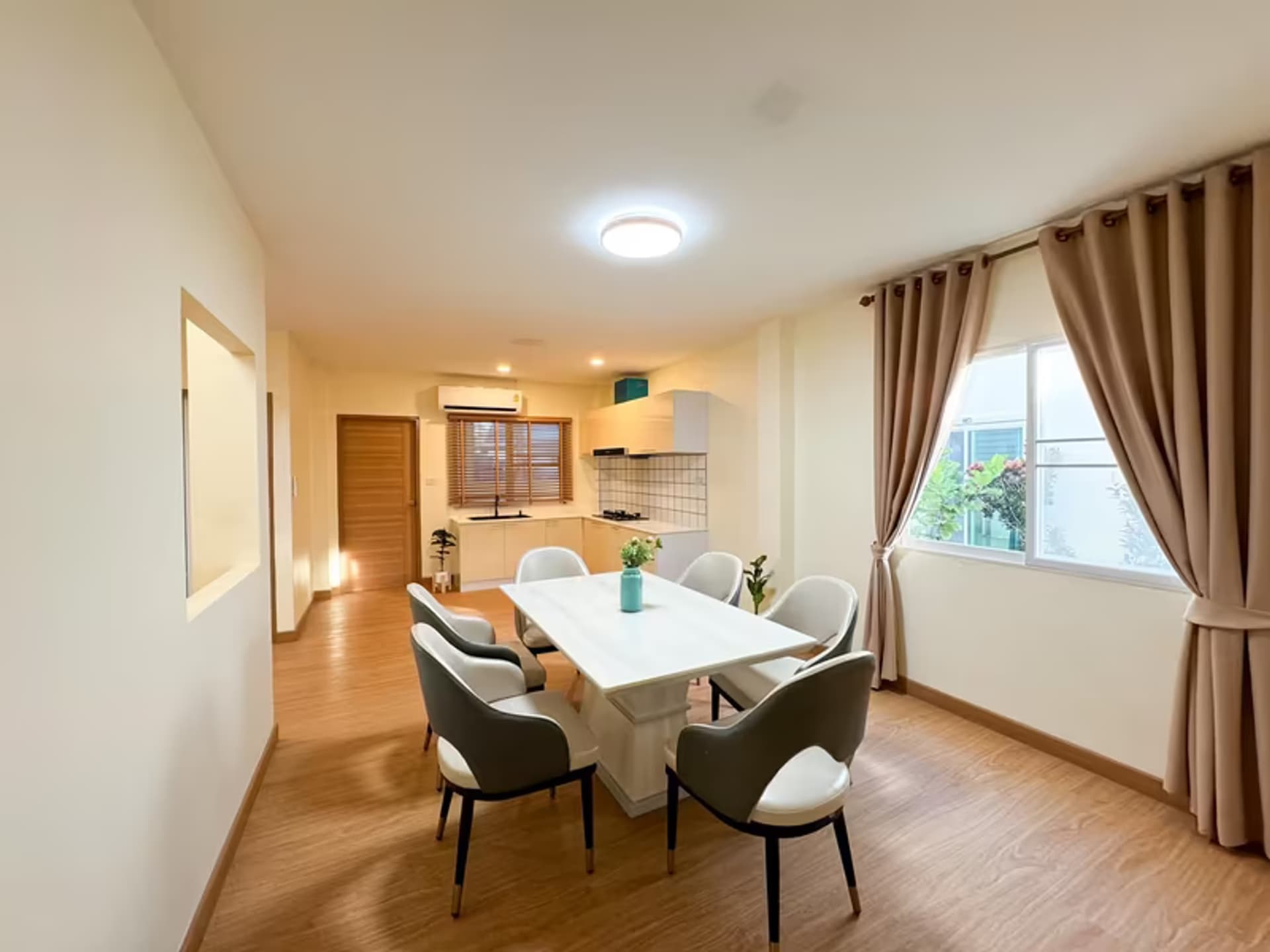 3 Bedroom House - Image 7