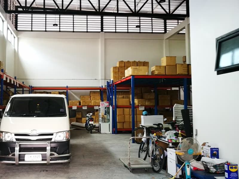 Land, Warehouse for Sale in Phra Khanong