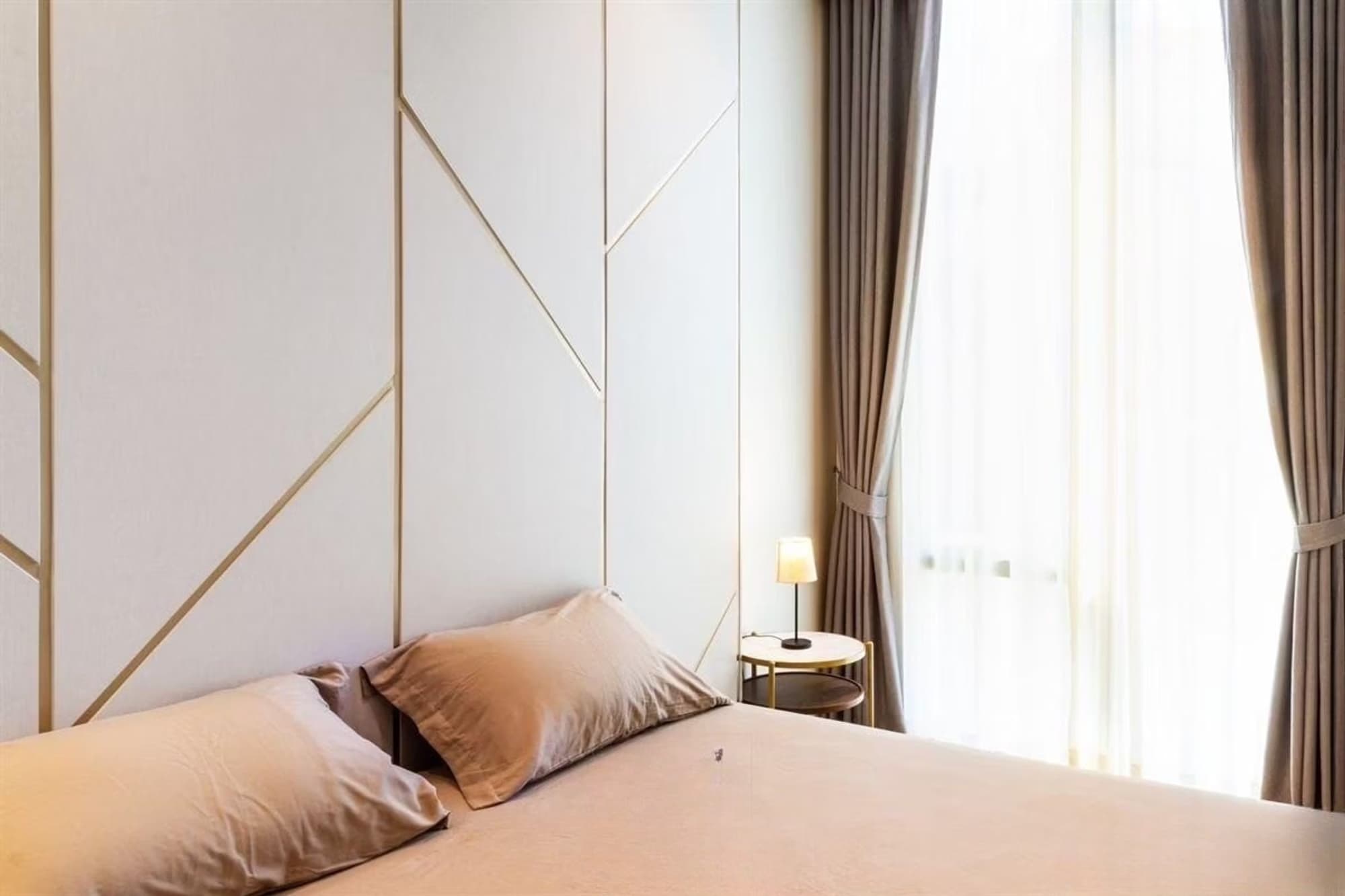 1 Bed Condo for Rent in Pathum Wan - Image 5