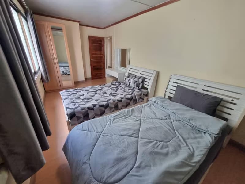 4 Bedroom Condo