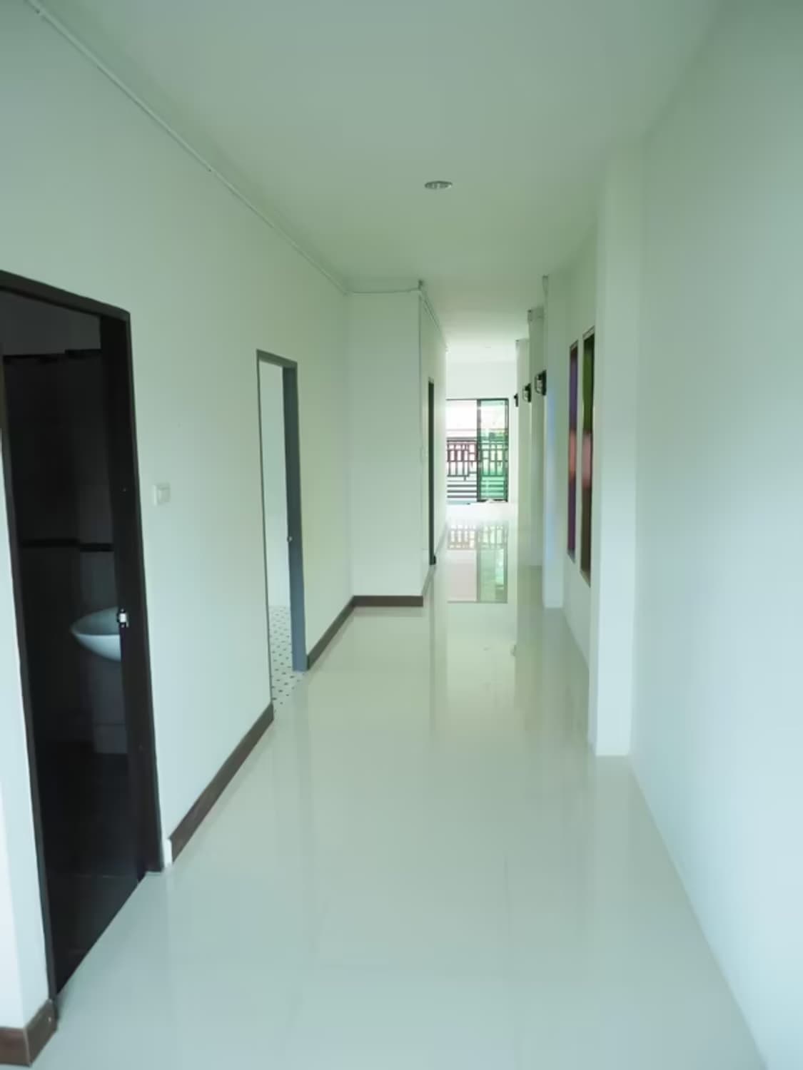 2 Bedroom House - Image 5
