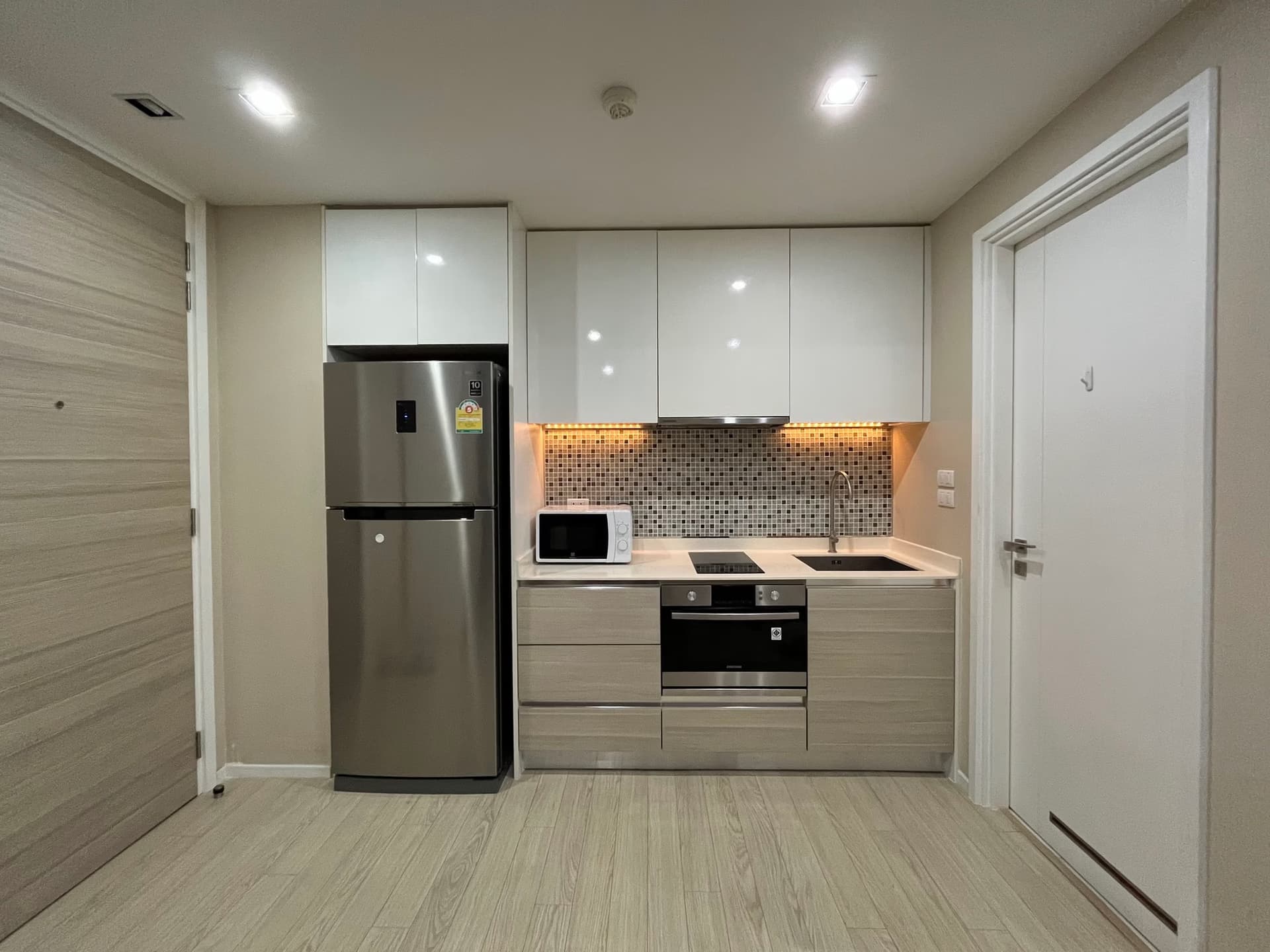 null ห้องนอน Condo สำหรับ ขายและจำหน่าย ใกล้ Phetchaburi MRT - Image 7