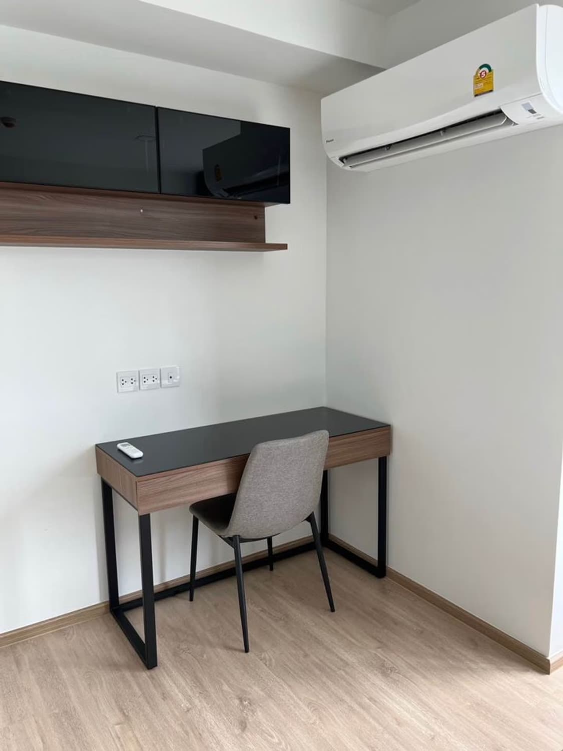 1 ห้องนอน Condo สำหรับ จำหน่าย ใน วัฒนา - Image 5