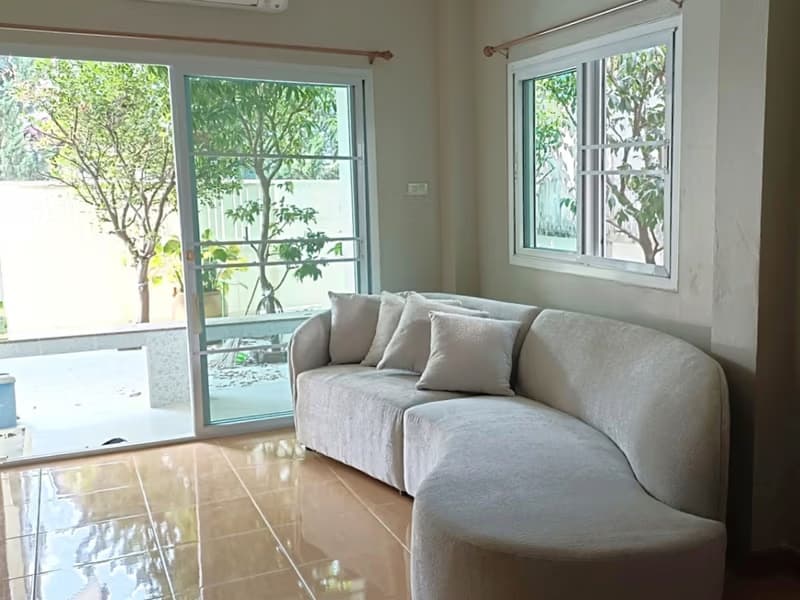 6 Bed House for Rent in Hang Dong
