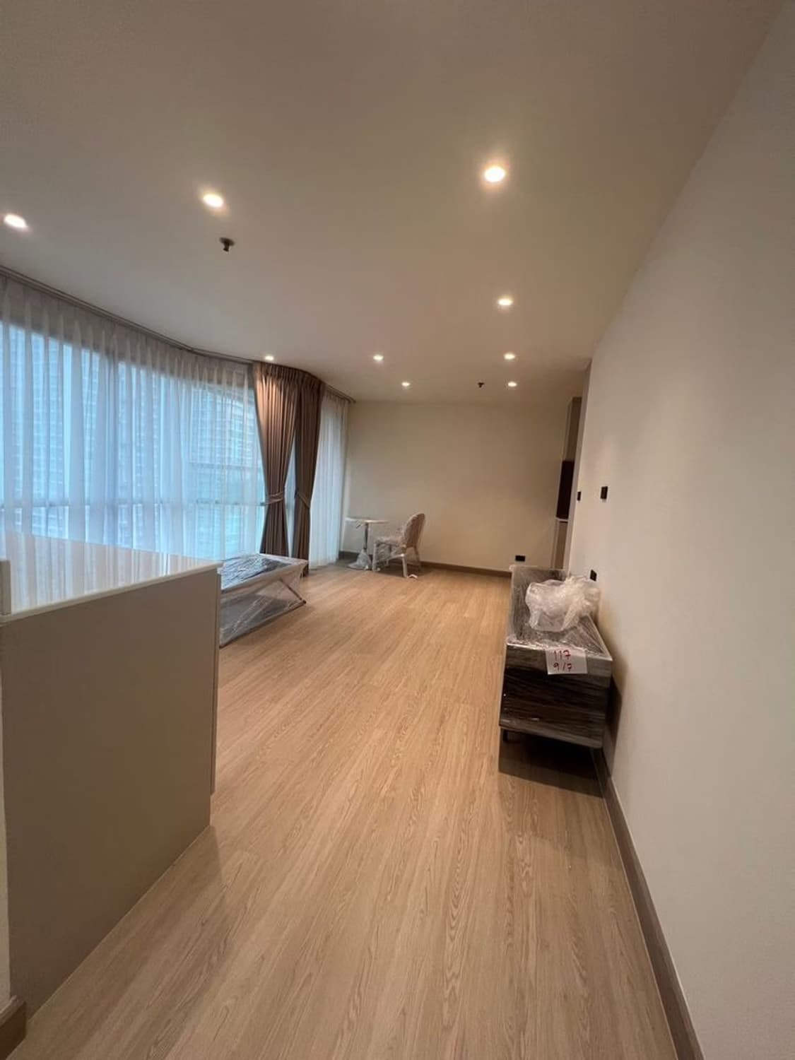 1 Bed Condo for Sale  Near Asok BTS - Image 3