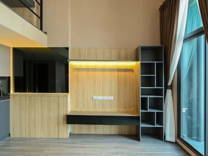 1 Bedroom Condo