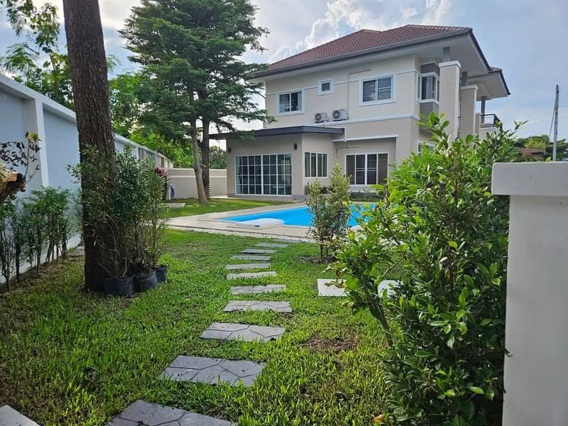 4 Bed House for Sale in San Kamphaeng