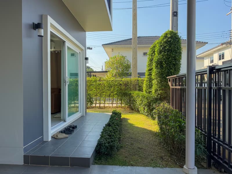 4 Bed House for Rent in Mae Rim