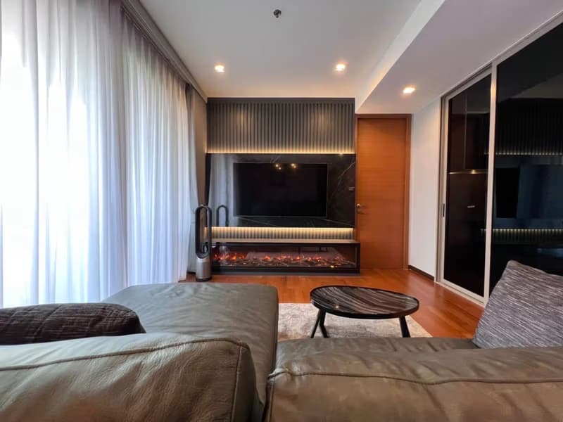 2 Bed Condo for Rent in Khlong Toei