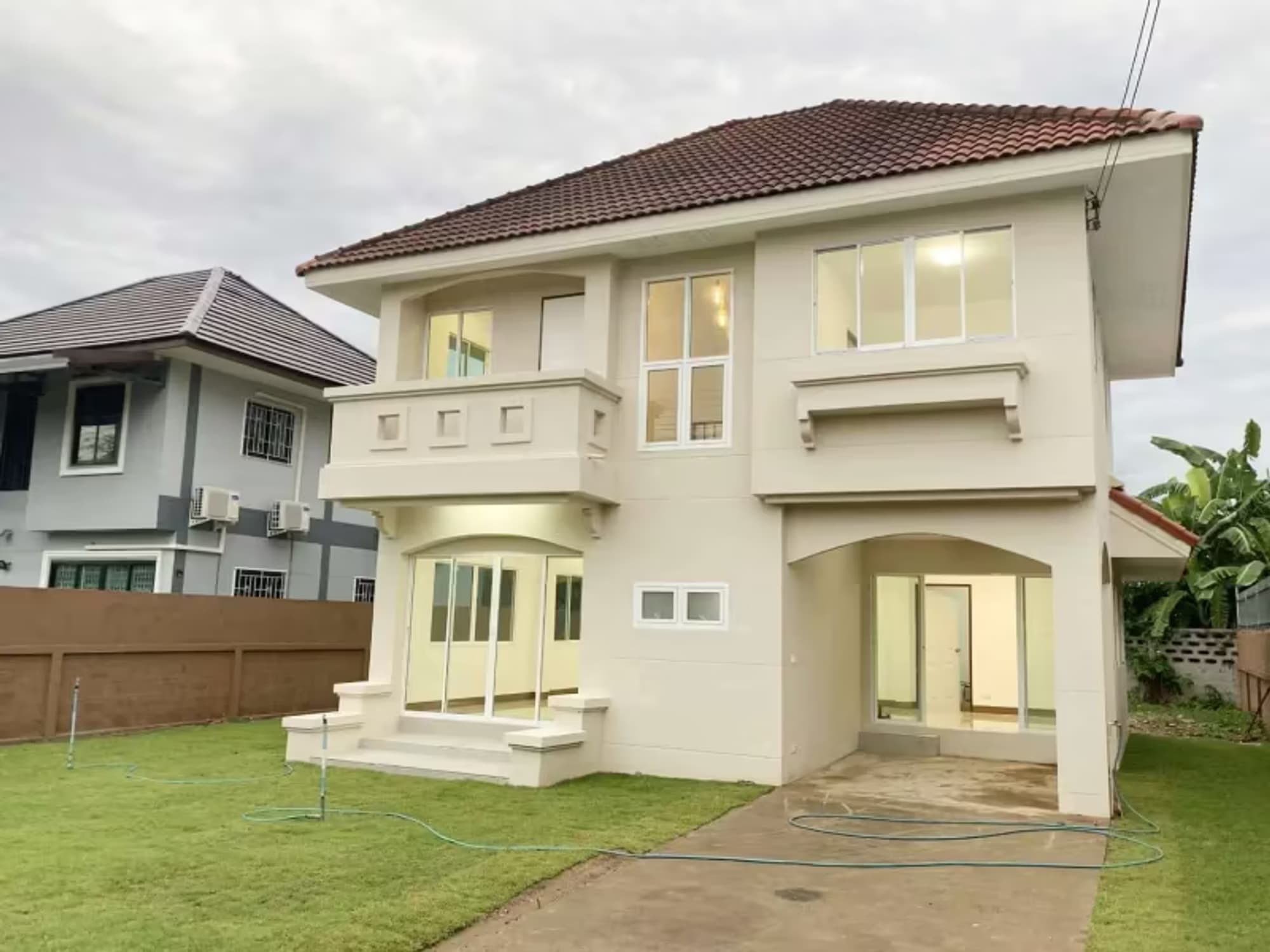 3 Bedroom House - Image 10