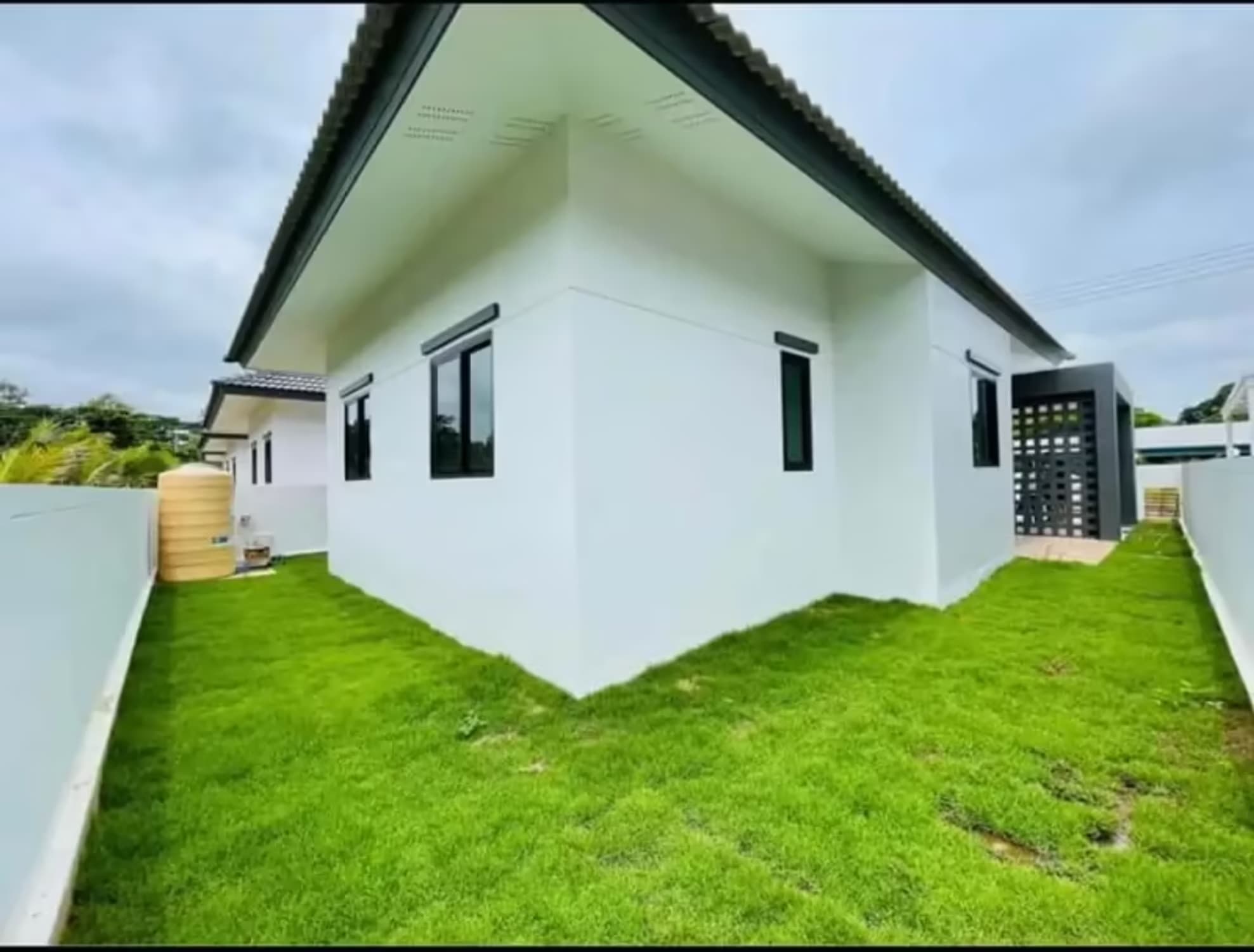 3 Bedroom House - Image 5