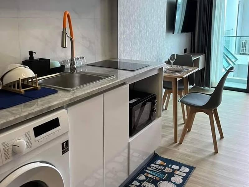 Studio Condo for Rent in San Sai