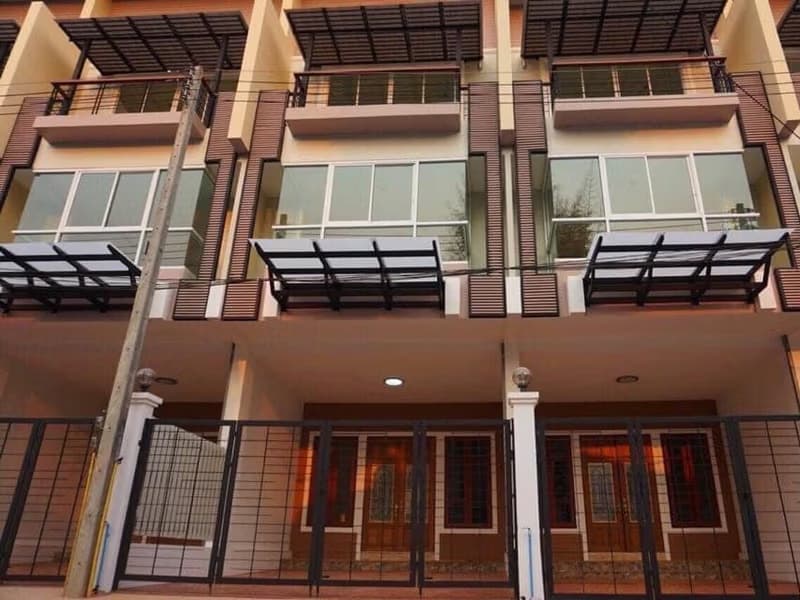 Townhouse for Sale in Suthep, Mueang Chiang Mai
