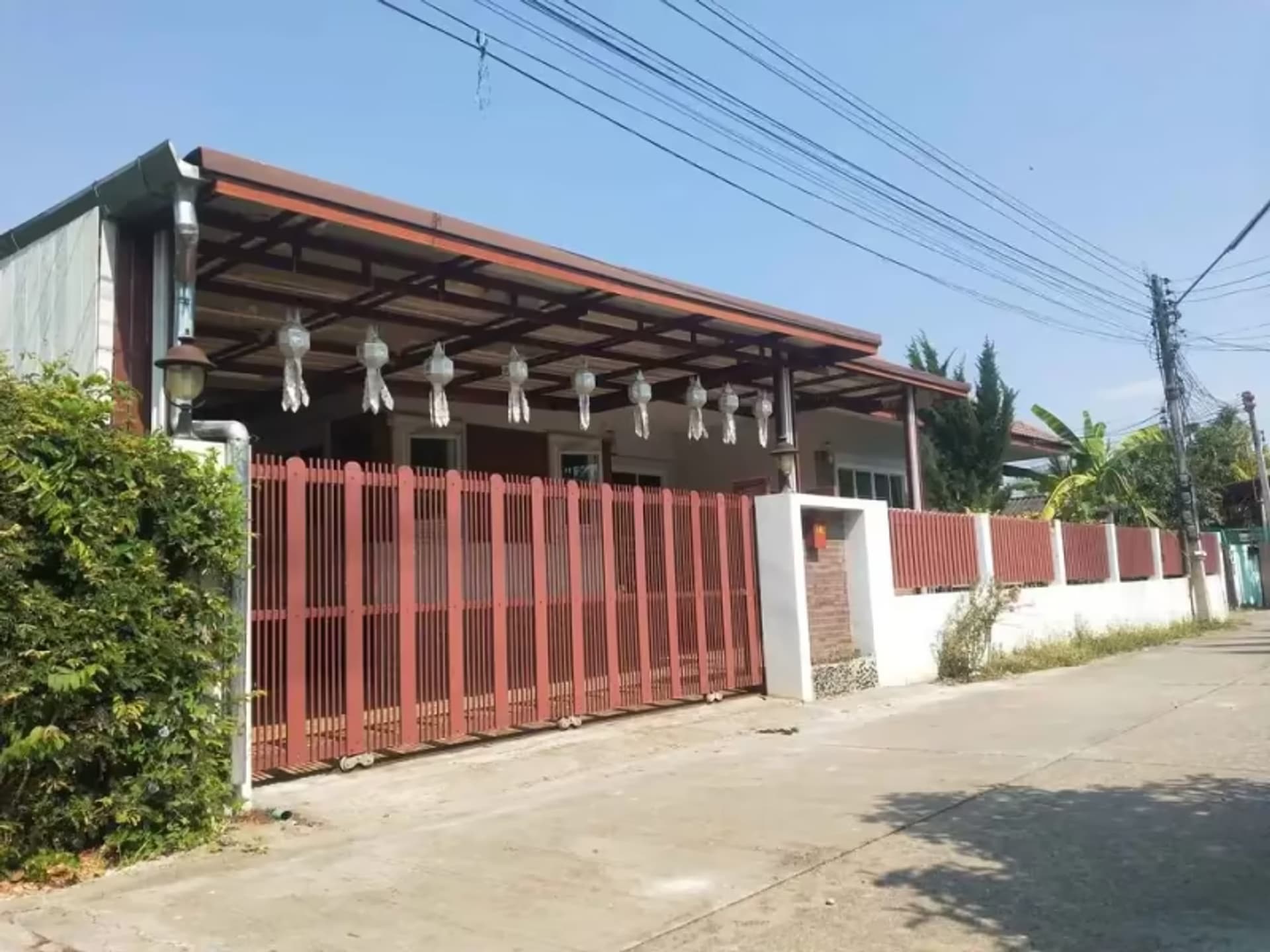 3 Bedroom House - Image 2